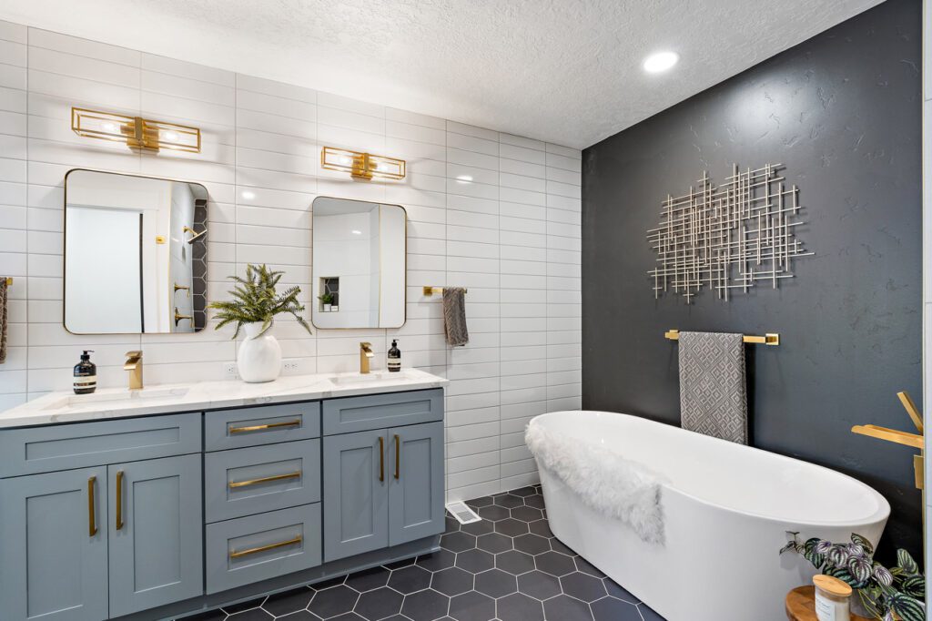 1410 N Knights Dr 42