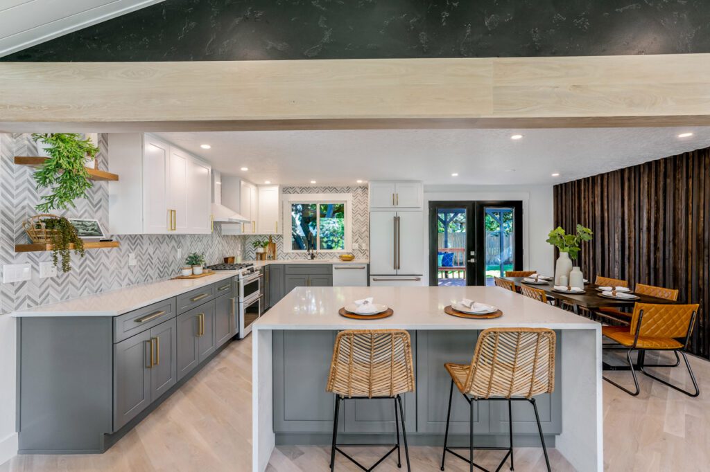 2269 S Scyene Way 10