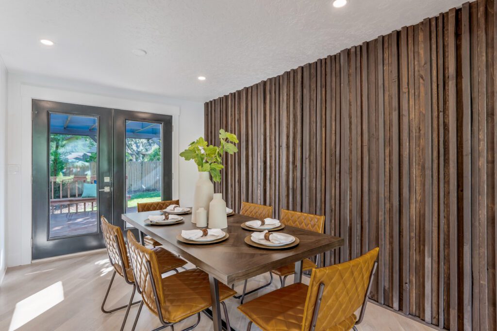 2269 S Scyene Way 14