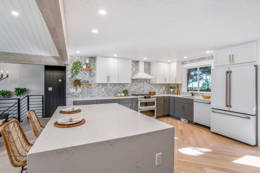 2269 S Scyene Way 22