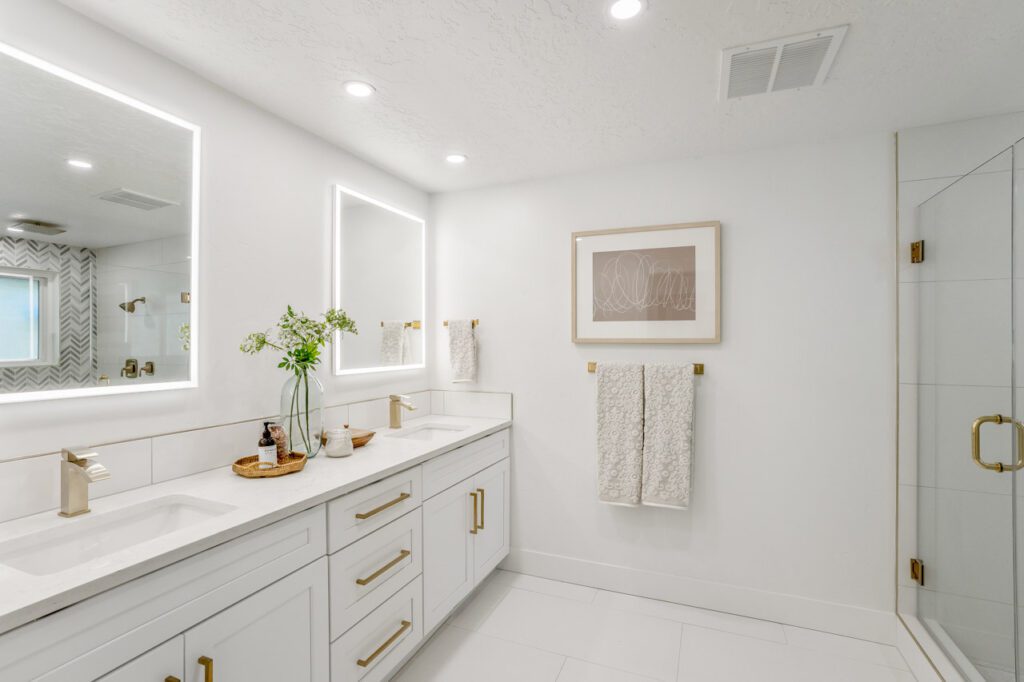 2269 S Scyene Way 29