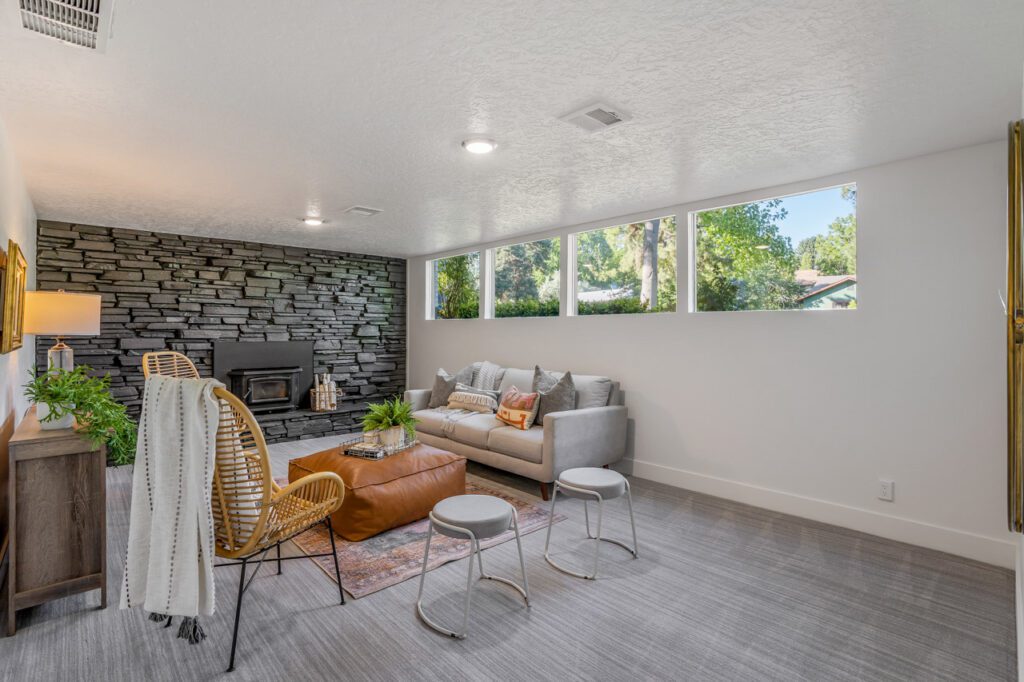 2269 S Scyene Way 37