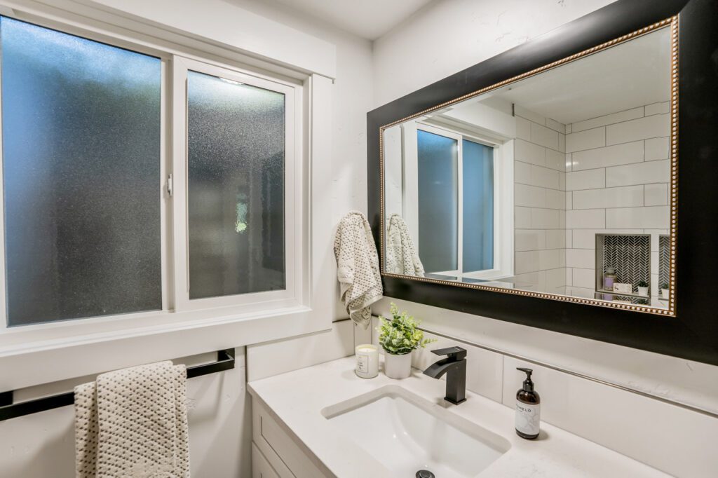 2269 S Scyene Way 44