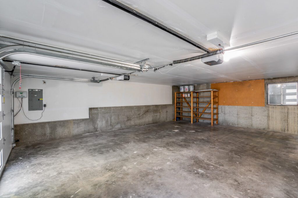 2269 S Scyene Way 48