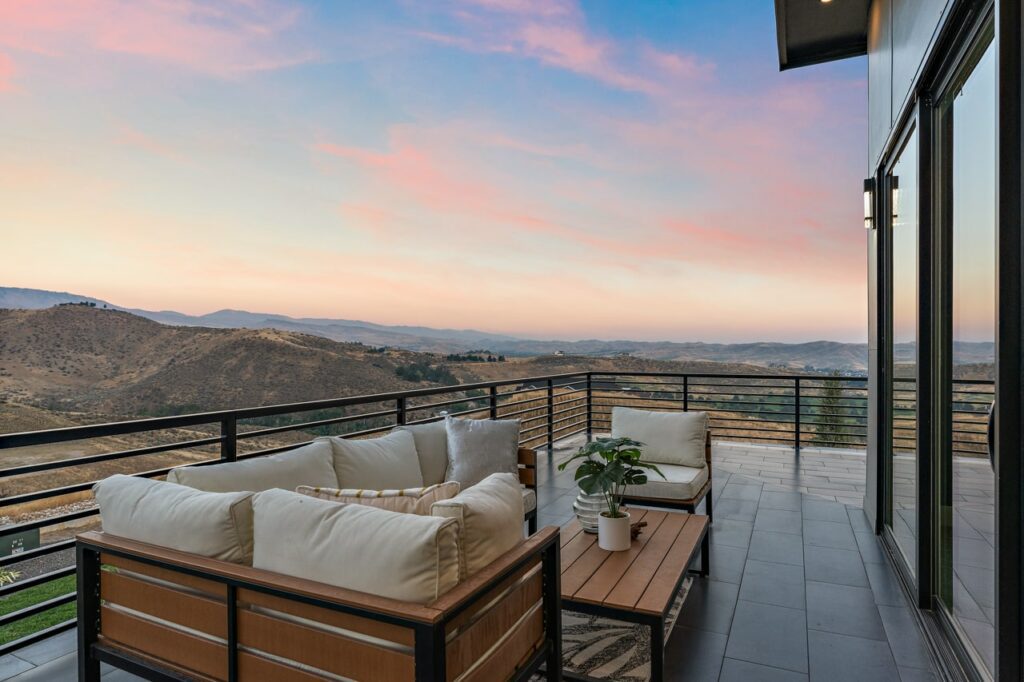 6599 N High Valley 47