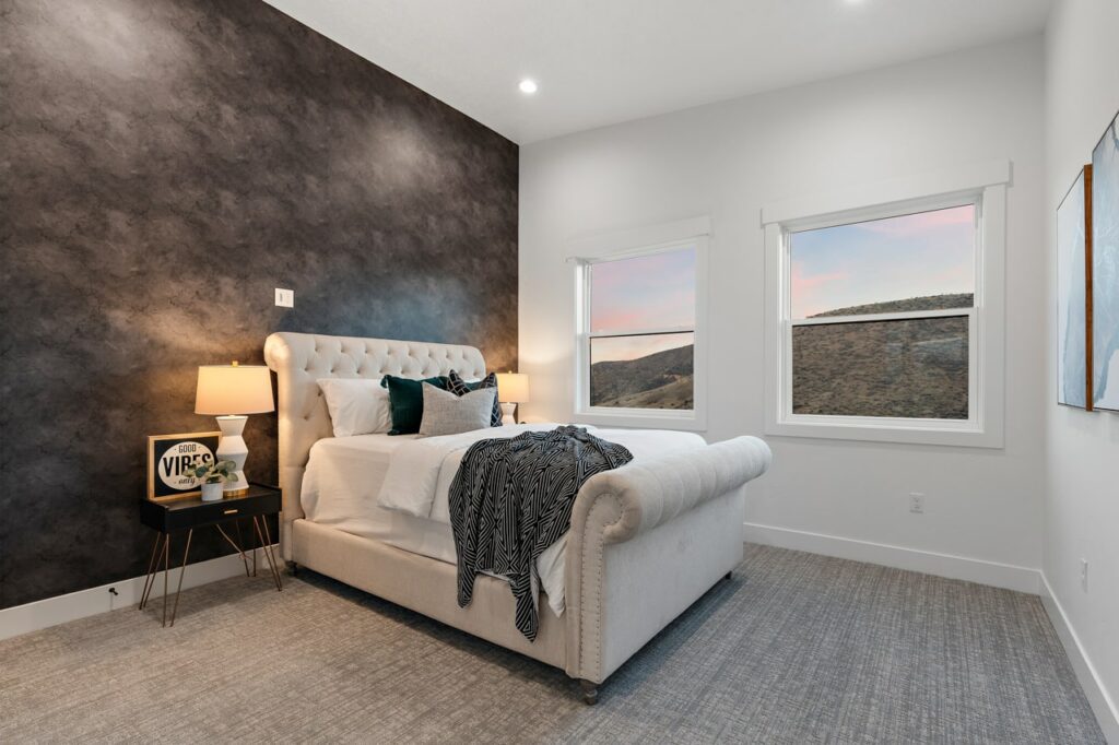 6599 N High Valley 50